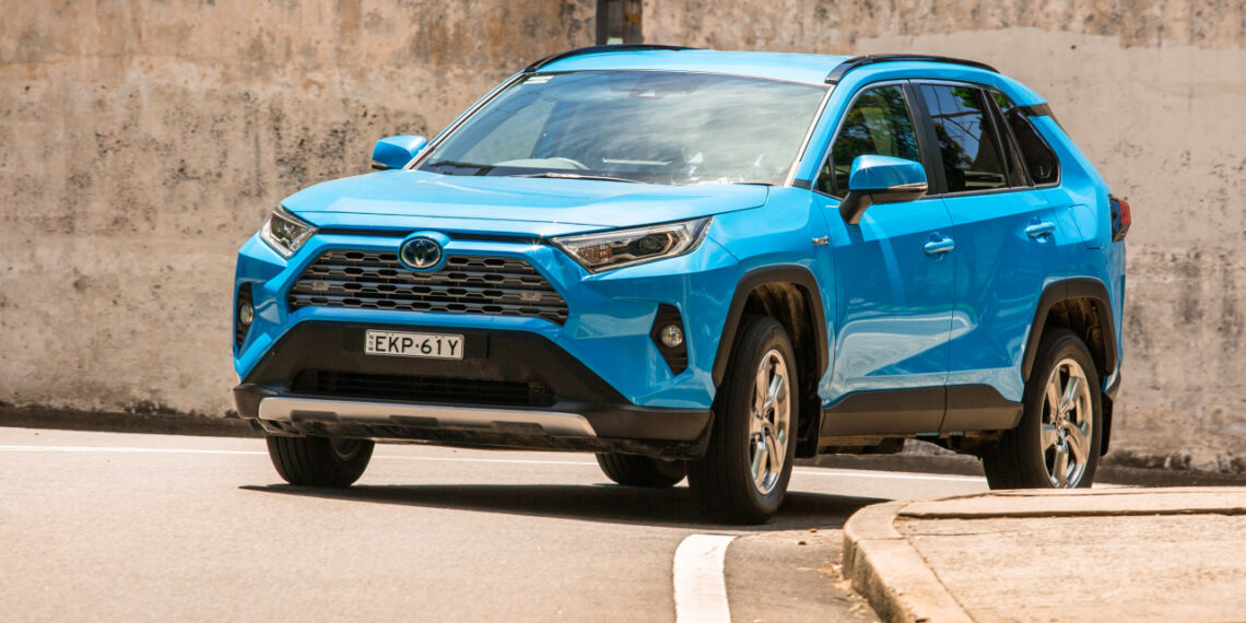 Annunciati gli aggiornamenti del 2022 Toyota RAV4, l'uscita australiana è prevista all'inizio del 2022