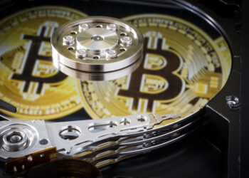 Bitcoin è aumentato del 18% dopo una giornata selvaggia in cui la criptovaluta è scesa brevemente sotto i $ 30.000