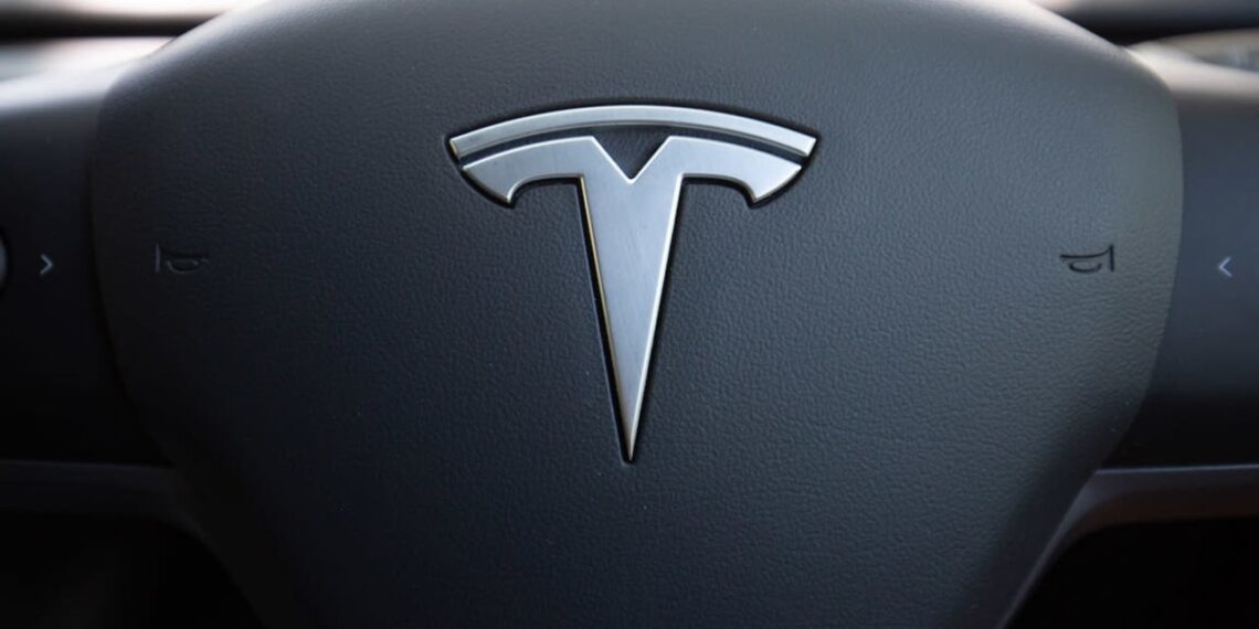 Quasi tutte le Tesla in Cina si sono "raccolte" con presunte violazioni della sicurezza
