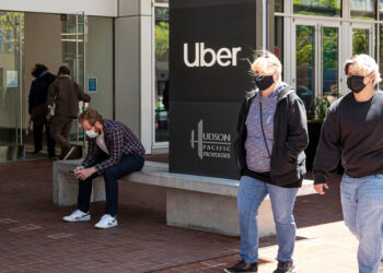 Uber chiederà ai dipendenti di tornare al lavoro il 50% delle volte