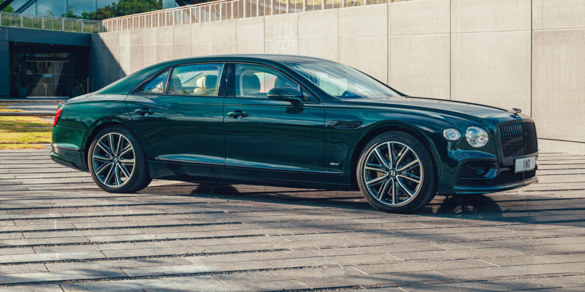 2022 Svelata la Bentley Flying Spur Hybrid, lancio australiano previsto all'inizio del 2022