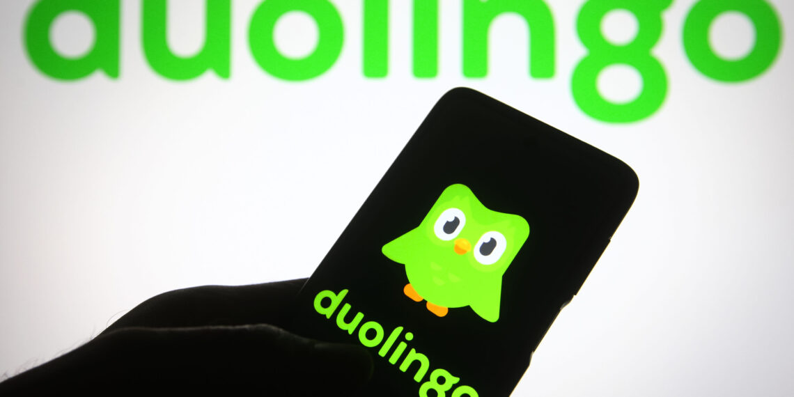 Duolingo chiude il 36% al debutto al Nasdaq, valutando la società a quasi 5 miliardi di dollari