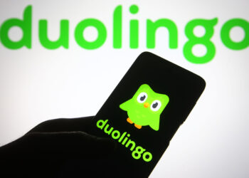 Duolingo chiude il 36% al debutto al Nasdaq, valutando la società a quasi 5 miliardi di dollari