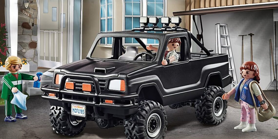 Grande Scott! Ritorno al futuro, la Toyota HiLux di Marty McFly ora disponibile come set Playmobil