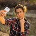 I viaggiatori non possono fare clic sui selfie a Dang de Gujarat