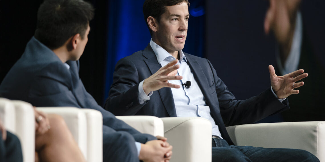 Il CEO di Okta è così preoccupato per il burnout che ha chiesto ai dipendenti di inviare via e-mail i loro piani per le vacanze