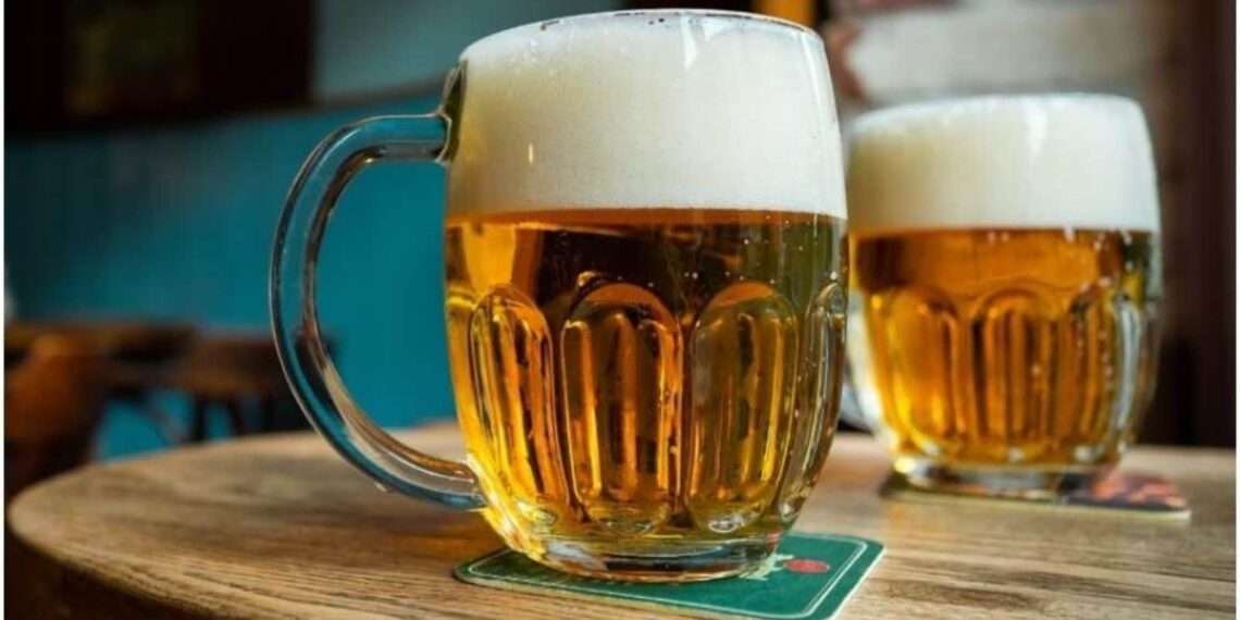 Il consumo di alcol è associato a oltre 7.40.000 nuovi casi di cancro nel 2020: studio