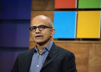 Il top director di Microsoft afferma che il CEO Satya Nadella "ha vinto il diritto" di essere anche presidente.