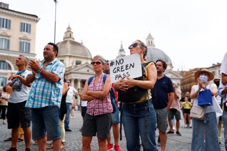 L'Italia afferma che il 99% dei decessi per Covid-19 da febbraio non è stato completamente vaccinato