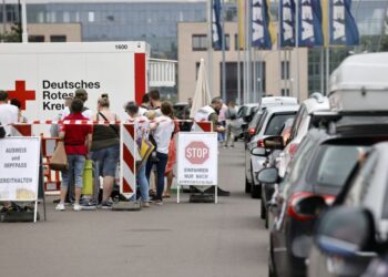 La Germania si divide sulla strategia del vaccino contro il Covid-19 con l'avvicinarsi delle elezioni election