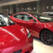 L'auto elettrica Tesla Model 3 è in cima alle classifiche di vendita del Regno Unito