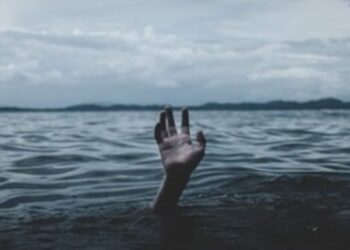 Le persone che vivono con l'HIV hanno un rischio significativamente più elevato di suicidio.  ecco perché