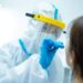 Le persone completamente vaccinate possono probabilmente evitare i test e la quarantena nei prossimi giorni