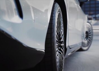 Mercedes-Benz offrirà la sterzatura delle ruote posteriori attraverso il programma di abbonamento prepagato - Report