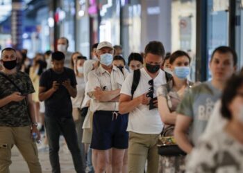 Mosca e San Pietroburgo registrano nuovamente i decessi giornalieri di Covid-19-19
