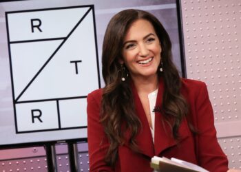 Noleggia i file riservati della pista per l'IPO