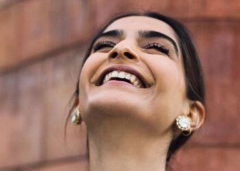 Sonam Kapoor Ahuja condivide il segreto dietro la pelle luminosa: le maschere besan fatte in casa di Desi