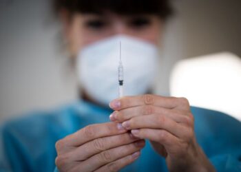 Tre dosi meglio di due?  Dibattito sulla terza iniezione di vaccino contro il coronavirus