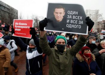 Alexei Navalny, critico del Cremlino imprigionato, dice ai russi di sabotare le prossime elezioni