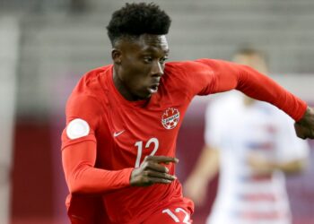 Alphonso Davies scrive una lettera al Paralympic Refugee Team 2021: "Siete dei modelli"