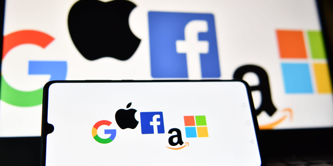 Big Tech ha evitato l'impatto delle modifiche alla privacy di Apple sul mercato degli annunci digitali "in aumento"... per ora