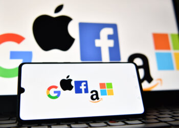 Big Tech ha evitato l'impatto delle modifiche alla privacy di Apple sul mercato degli annunci digitali "in aumento"... per ora