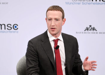 Facebook promette di ripristinare più acqua di quanta ne usi entro il 2030 come parte dello sforzo per combattere il cambiamento climatico