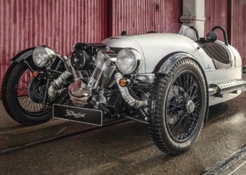 Fine linea per Morgan 3 Wheeler, ora verso un futuro elettrico