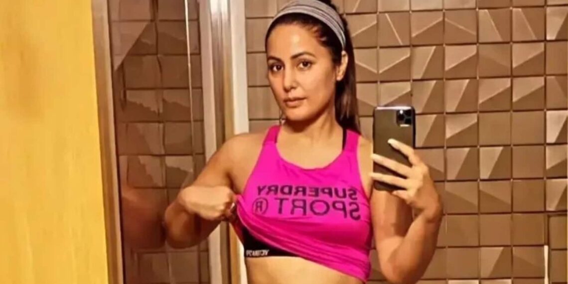 Hina Khan condivide uno scorcio del suo fisico "work in progress" in foto e video di esercizi