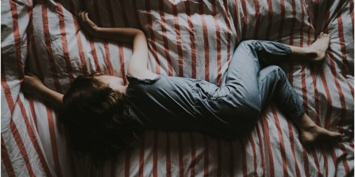 I bambini a rischio dormono meglio con l'aiuto dell'allenamento alla consapevolezza, dice lo studio