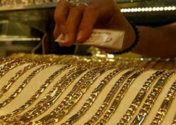 Gold Dealers Stock Up, Hope To Usher In Festive Demand