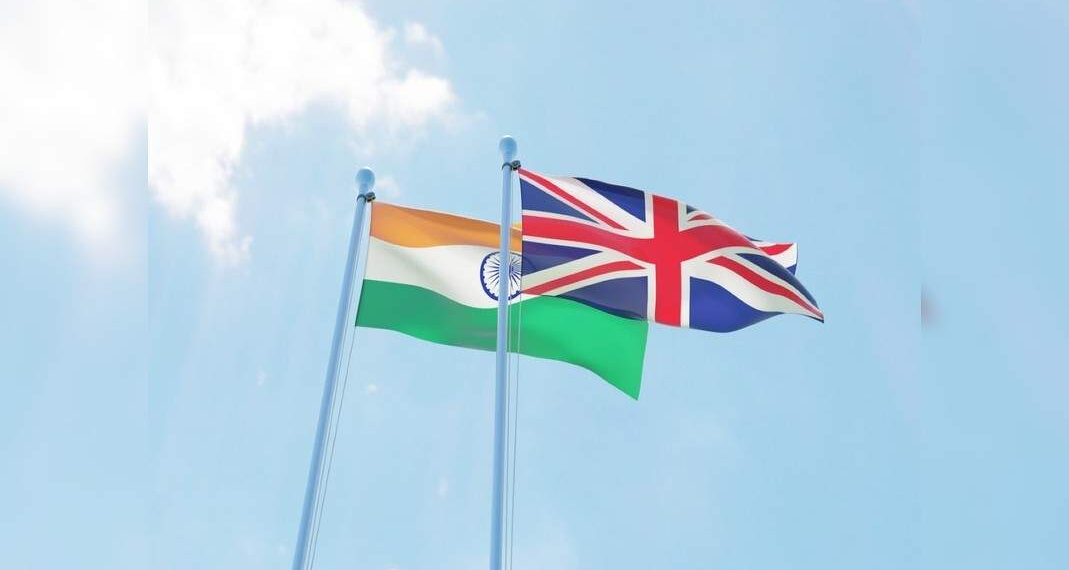 Il Regno Unito riduce le restrizioni di viaggio COVID in India