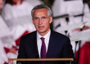 Il capo della NATO incolpa la leadership afghana per il crollo di Kabul
