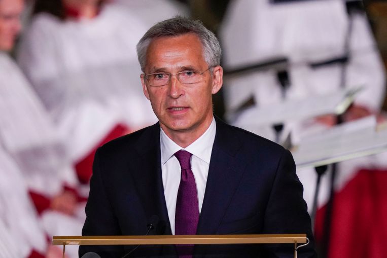 Il capo della NATO incolpa la leadership afghana per il crollo di Kabul