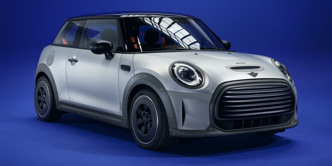 Il concept elettrico della Mini Strip 2021 mostra come potrebbe essere un modello entry-level