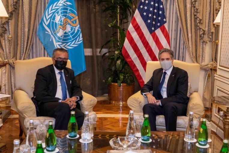 Il diplomatico americano senior incontra il capo dell'OMS, sostiene lo studio delle origini di Covid-19