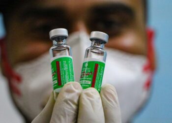 Il gruppo di esperti raccomanda prove di mix di vaccini Covid-19 - Covaxin, Covishield