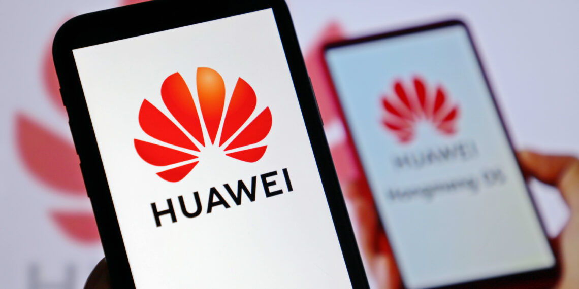 Il presidente di Huawei afferma che "l'obiettivo è sopravvivere", poiché le entrate scendono del 29%