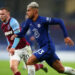 Il terzino sinistro del Chelsea Emerson completa il trasferimento in prestito al Lione