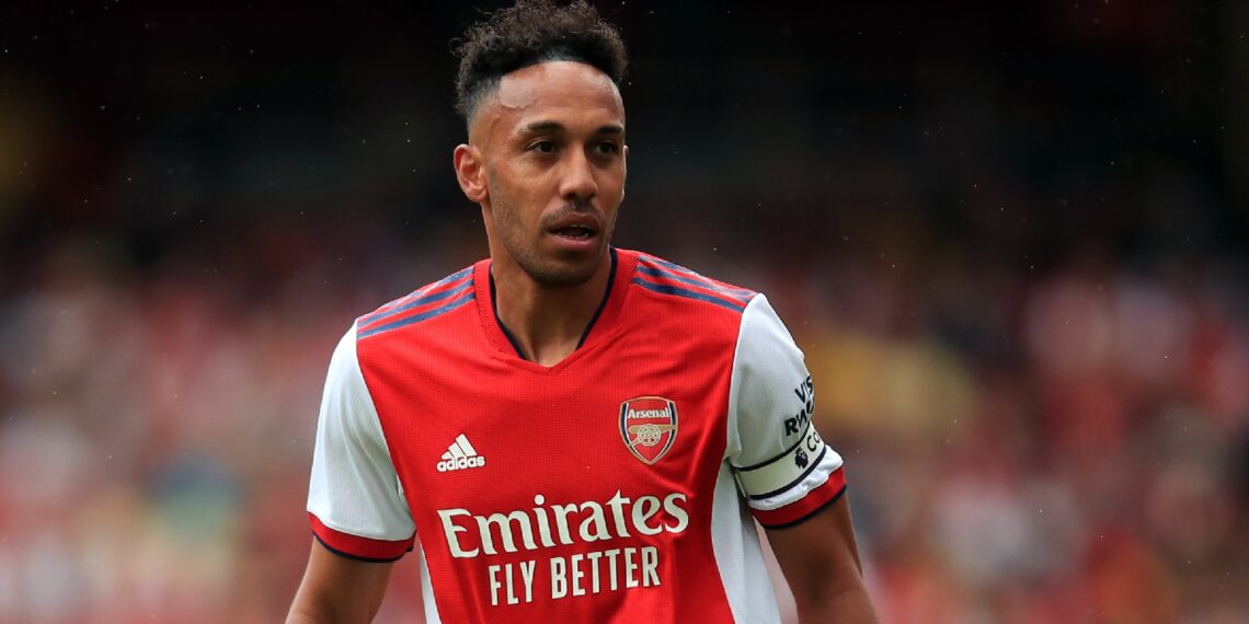 L'Arsenal conferma che Aubameyang e Lacazette erano tra i quattro casi positivi di Covid-19 prima del debutto in Premier League