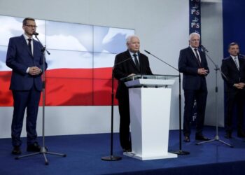 La coalizione di governo della Polonia crolla con la deposizione del vice primo ministro