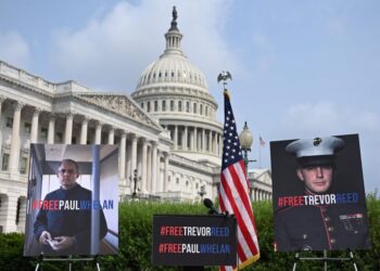 La politica russa di Biden viene messa alla prova mentre gli americani imprigionati cercano trasferimenti negli Stati Uniti