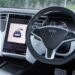 Le autorità statunitensi per la sicurezza del traffico indagano su Tesla Autopilot dopo una serie di incidenti