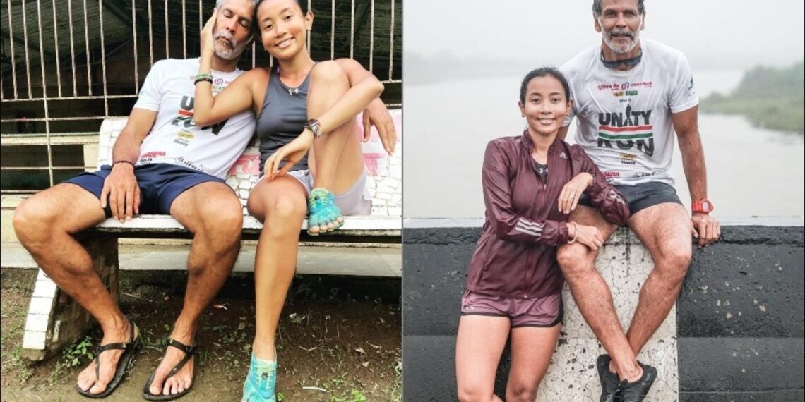 Milind Soman e Ankita Konwar sono tutti sentimentali mentre segnano 160 km della gara di Mumbai