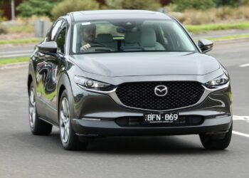 Prezzo e specifiche Mazda CX-30 2021