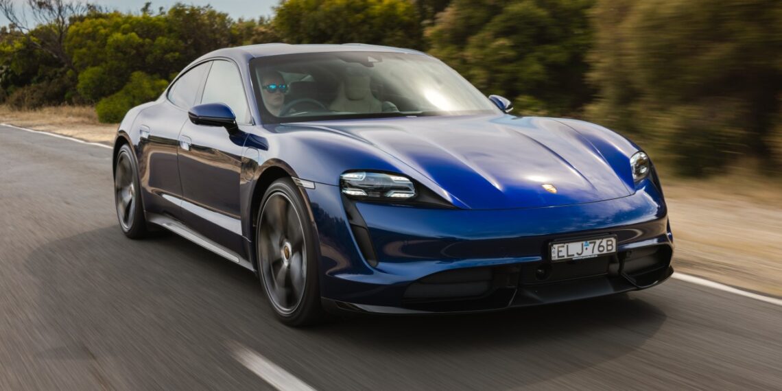 2019-2021 Porsche Taycan revocata per errore del software