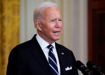 Biden accoglie i CEO di tecnologia, finanza ed energia al vertice sulla sicurezza della Casa Bianca dopo l'ondata di attacchi informatici