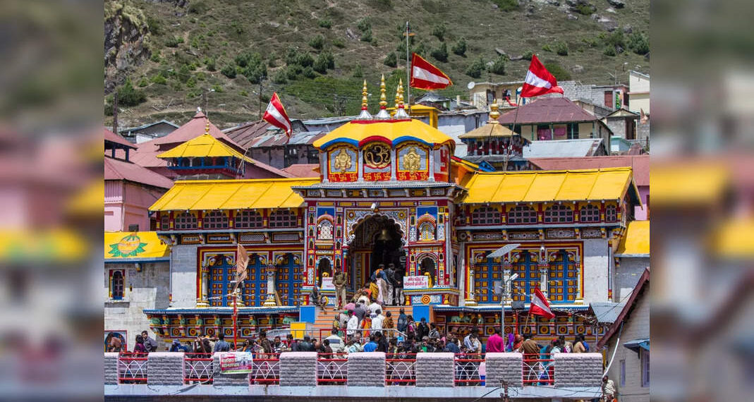 Il Chardham Yatra dell'Uttarakhand inizia e attira molti devoti