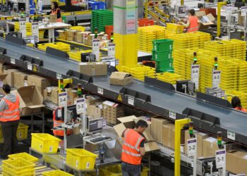 Il Senato della California approva il disegno di legge che mira alle pratiche di lavoro di Amazon