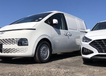 Il carico Hyundai Staria del 2022 parte da $ 45.240, ora negli showroom - AGGIORNAMENTO